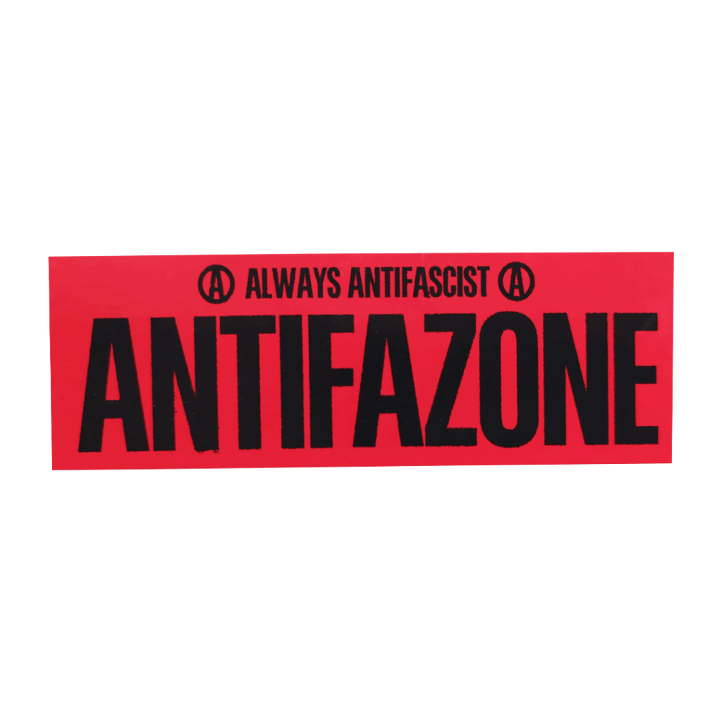 Adesivo grafico rosso e nero con la scritta «ALWAYS ANTIFASCIST» nella parte superiore e «ANTIFAZONE» in caratteri molto grandi e in grassetto al centro. Lo sfondo è rosso vivo e tutto il testo è nero. Ai lati della frase «ALWAYS ANTIFASCIST» compaiono simboli anarchici circolari a forma di «A».